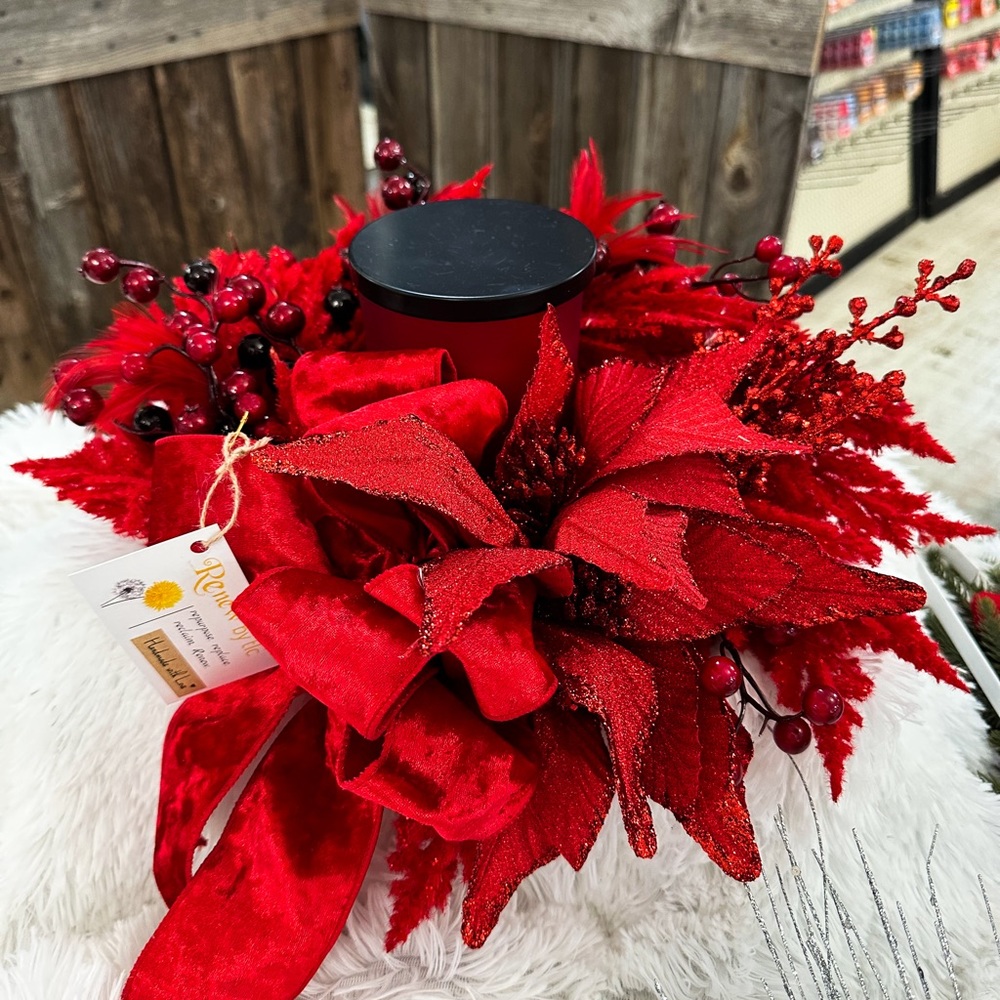 Holiday Table Decor
